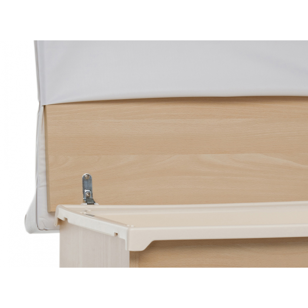 Equipped with a removable bath tub